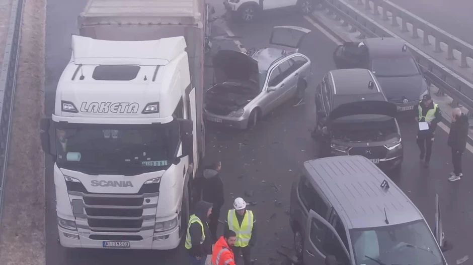 Lančani sudar kod Lučana