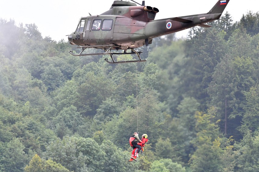 Spasavanje ljudi iz nevremena