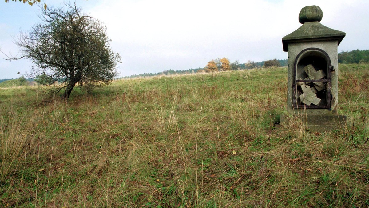 Rezolucję upamiętniającą ofiary czystek etnicznych w 70. rocznicę rozpoczęcia akcji "Wisła" przyjęli radni woj. śląskiego. Wezwali w niej do poszanowania godności i tożsamości obywateli, bez względu na ich etniczną i narodową przynależność.