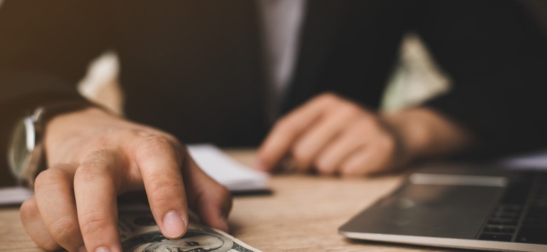 "A łapówkę zjadła". Ukraińscy urzędnicy przyłapani na gorącym uczynku