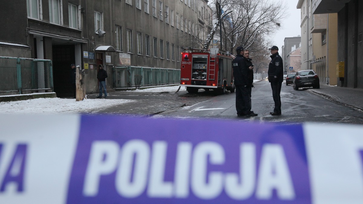 46-letni mężczyzna, który zginął dziś od pchnięcia nożem w Warszawie to Krzysztof Z. - ekspert lotniczy i b. redaktor naczelny miesięcznika "Lotnictwo" - informuje niezalezna.pl.