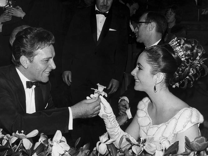 Elizabeth Taylor i Richard Burton. Brali ślub dwa razy!
