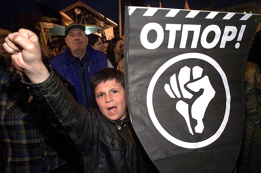 Protest u Nišu 2000.