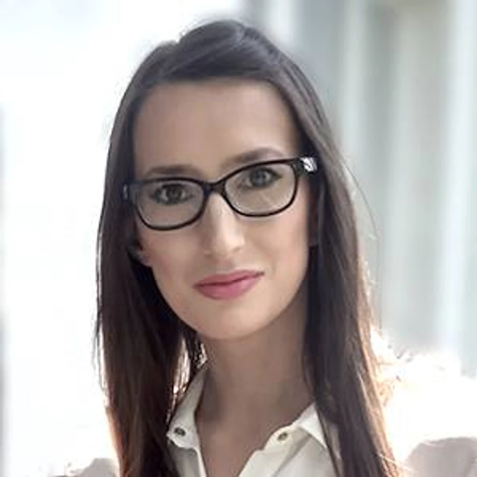 Vera Stevanović objašnjava da život ne treba proživeti kao rob plate