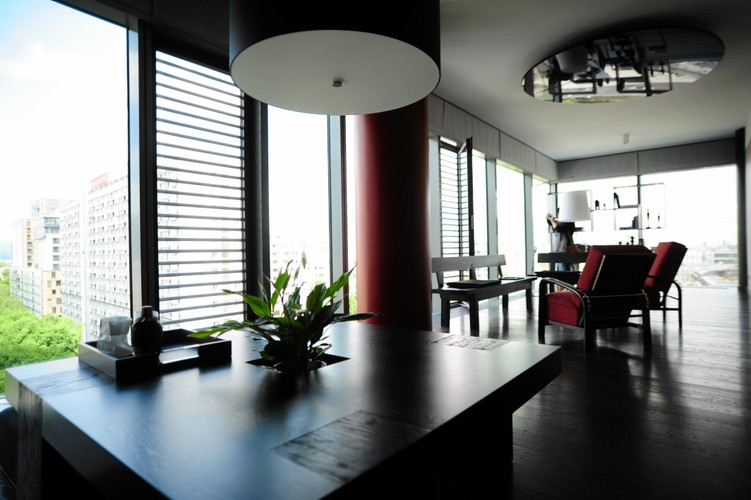 Na ostatnich dwóch piętrach wieżowca znajdą się luksusowe 2-poziomowe apartamenty.