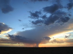W Lubuskiem ostrzegają przed trąbami powietrznymi
