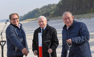 Poseł PO pyta o nieobecności prezesa PiS: Czy po każdym posiedzeniu Sejmu Kaczyński przedkłada podpisane własnoręcznie usprawiedliwienia