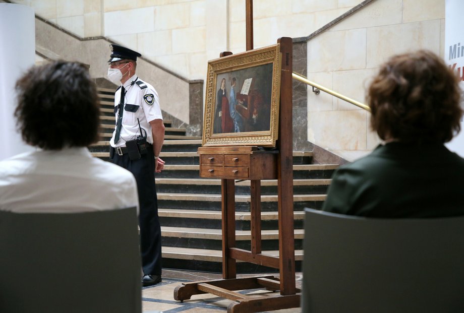 Zaginiony w czasie II wojny światowej obraz Jacka Malczewskiego "Przy fortepianie" powrócił do Muzeum Narodowego w 2020 r.