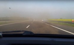 Nagrał drastyczny wypadek na autostradzie A4. Samochody wpadały na siebie [WIDEO świadka]