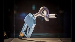 Polska z zakazem sprzedaży samochodów spalinowych. Auta elektryczne górą