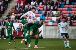 Mvondo uratował Górnika przed porażką. Zabrzanie coraz bliżej strefy spadkowej [WIDEO]