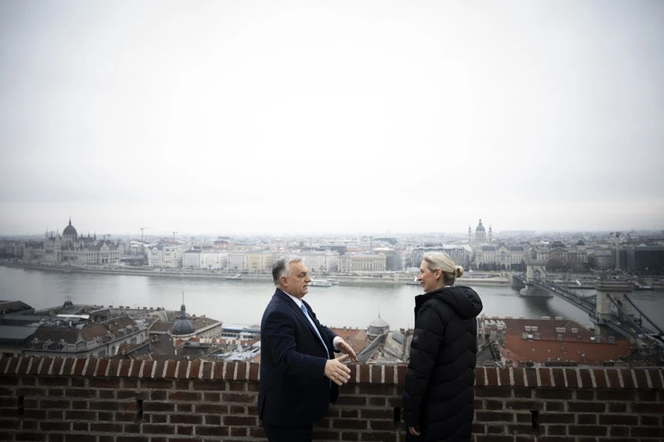 Viktor Orban i liderka desničarske nemačke partije AfD Alis Vajdel u Budimpešti 12. februara 2025.