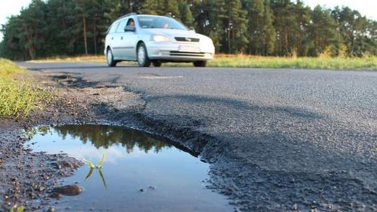 Dzięki temu uda się przeprowadzić długo oczekiwany remont między Jemielnicą a Centawą oraz zmodernizować drogę w Olszowej.