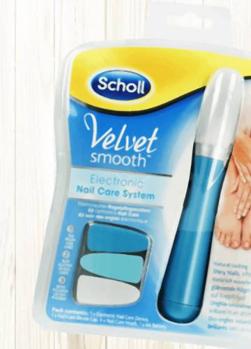 Opinie Ekspertek o Elektronicznym systemie do pielęgnacji paznokci Scholl  Velvet Smooth™ | Ofeminin