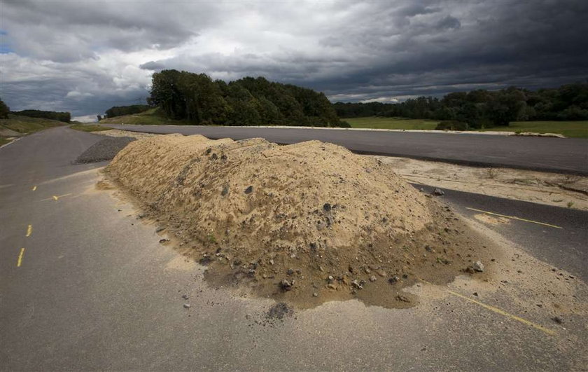 Czesi robią autostradę, a my stoimy