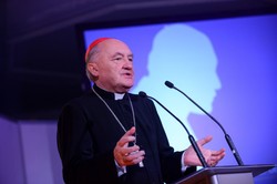 Kardynał Nycz: Duchowni nie powinni wskazywać, na kogo głosować