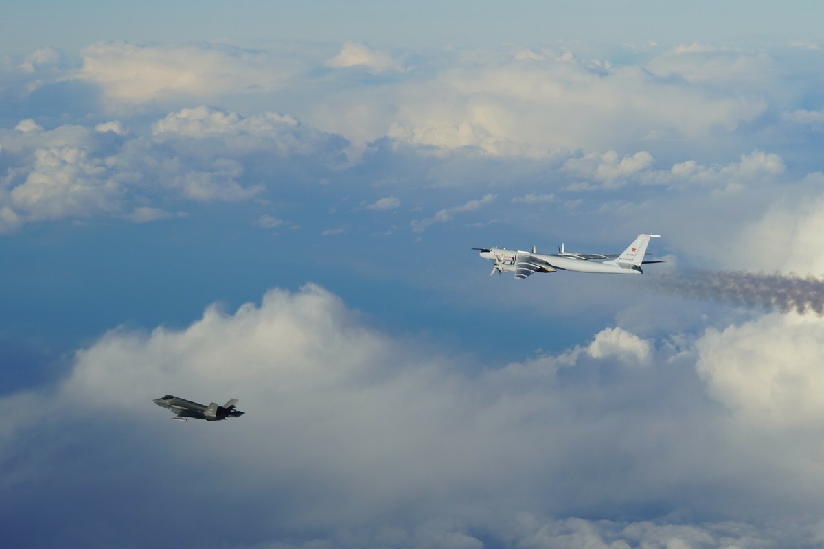 To Polacy sądzą o zestrzeliwaniu rosyjskich myśliwców