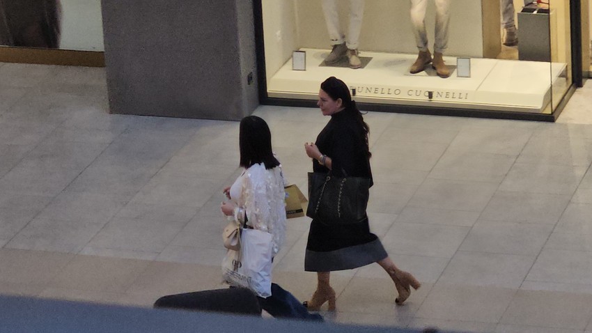 Slađa Trajković sa ćerkom u šopingu