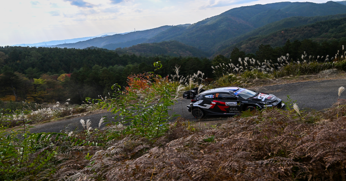 Ogier remporte le Rallye du Japon et revient à 3 points d'Evans pour le titre