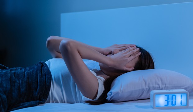 Nivoi melatonina se povećavaju tokom mraka, a smanjuju tokom dana