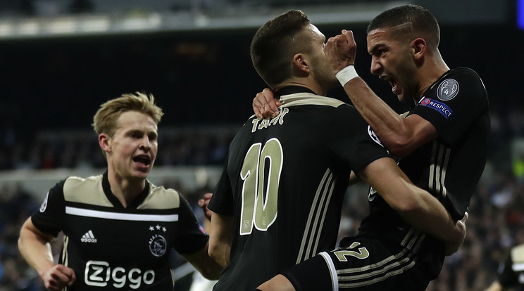 Az Ajax parádézott a Santiago Bernabéuban /Fotó: MTI/ AP/ Manu Fernandez