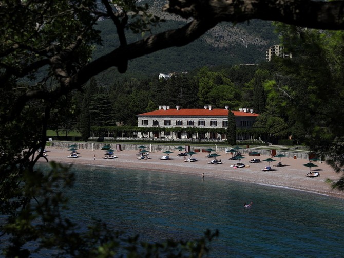 Za najlepšu plažu u Crnoj Gori spremite 200 evra!