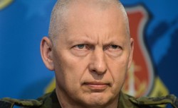 Gen. Różański: Nie wierzę w plany PiS. Nie stać nas na zakup F-35 [ROZMOWA]