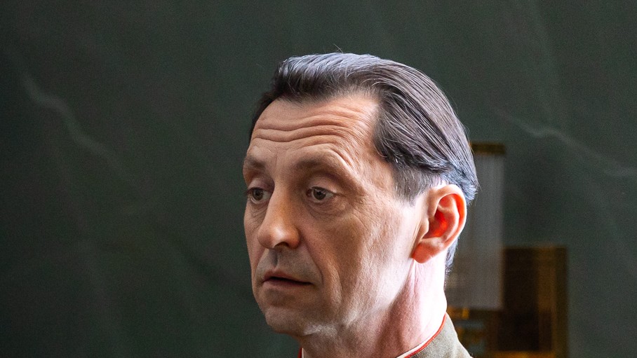 Lukáš Latinák v seriáli Dunaj, k vašim službám.