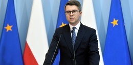 Rzecznik rządu: atak na polską granicę osłabiony. Zandberg mówi czyja to zasługa, o polskiej stronie ani słowa
