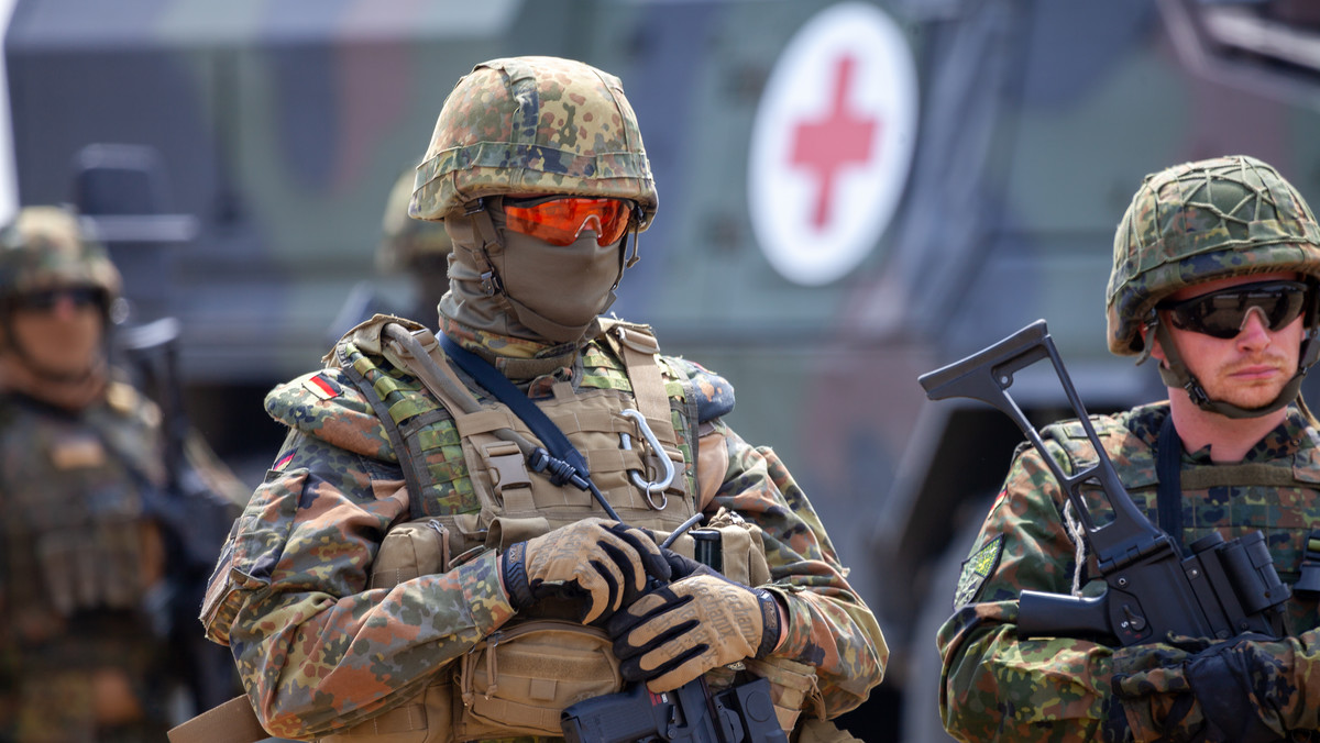 Niemcy: Poufny raport MON. Bundeswehra gubi broń