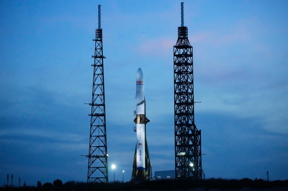 Raketa "Nju Glen" američke kompanije "Blue Origin", u vlasništvu osnivača Amazona Džefa Bezosa, eksplodirala je tokom testiranja