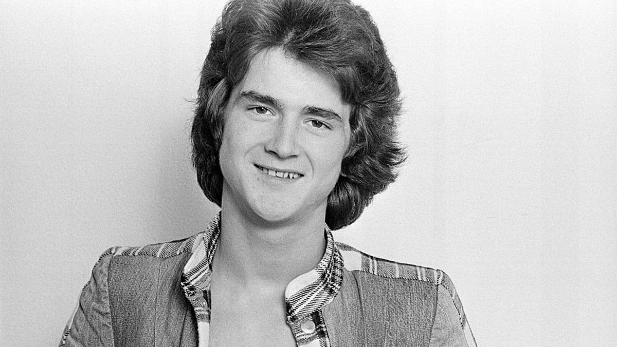 O śmierci piosenkarza poinformowała jego rodzina. Wraz z Bay City Rollers Les McKeown wykonywał takie przeboje, jak "Bye Bye Baby" czy "Remember (Sha-La-La-La)".