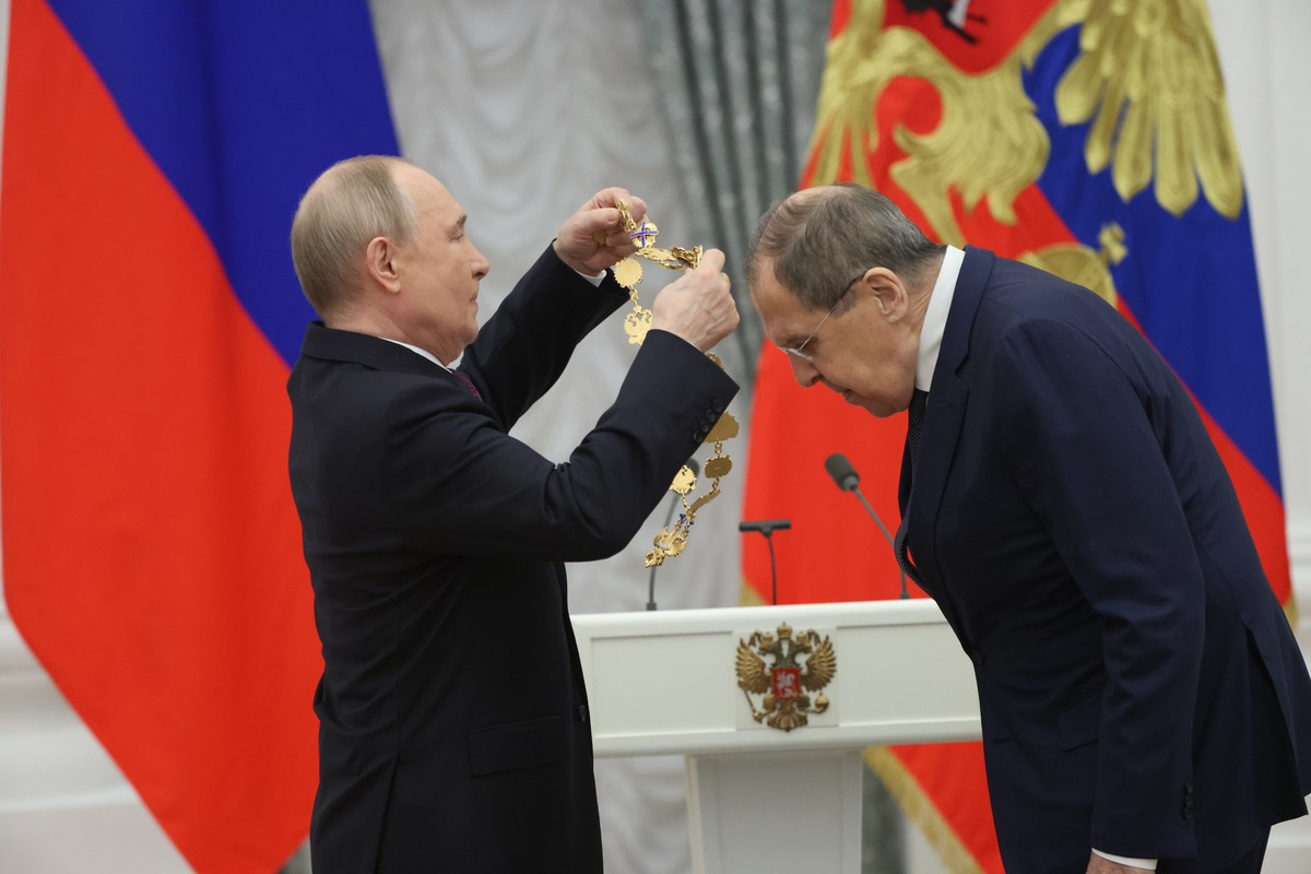 Rosja manipuluje w sprawie rozmów o pokoju. Ławrow podważa mandat Zełenskiego