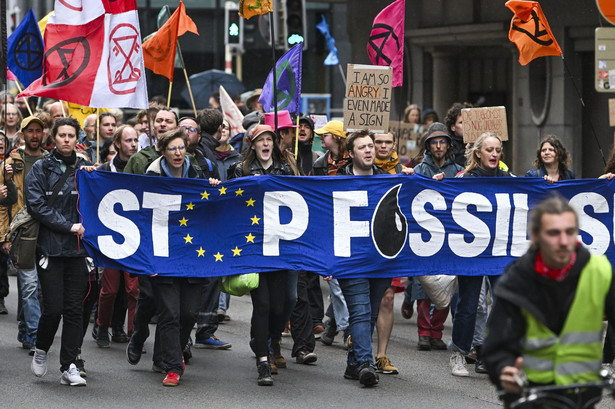 Protest aktywistów w Brukseli