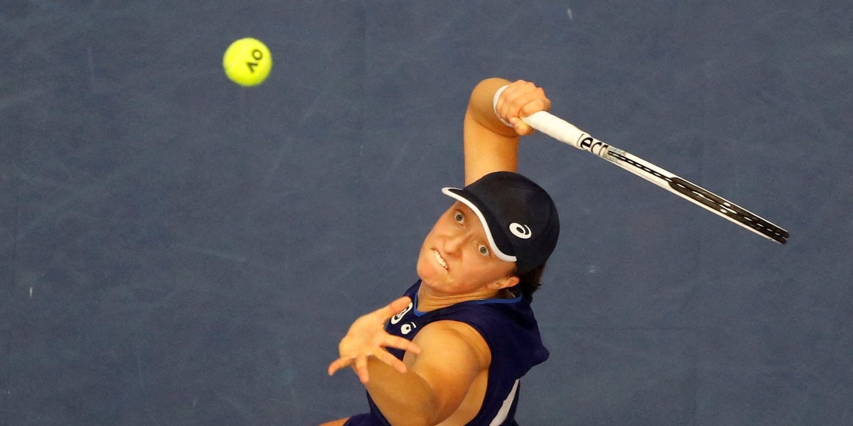 Do Finałów WTA Polka przystąpi jako mistrzyni Roland Garros i US Open. Z ogromną przewagą prowadzi też w światowym rankingu.