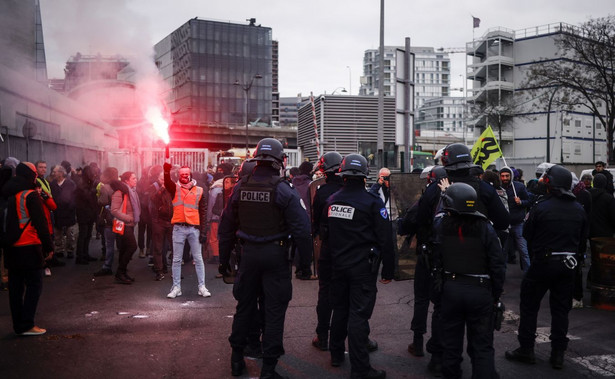 Protesty w Paryżu przeciwko reformie emerytalnej