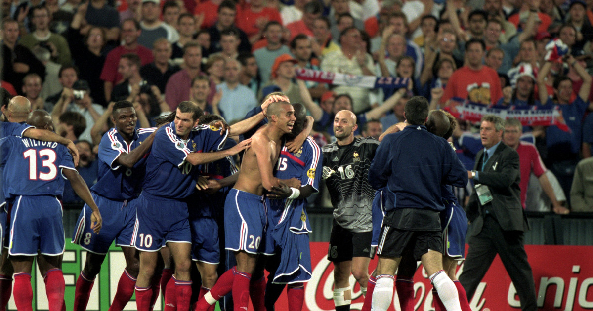 Euro 2000. Magiczny turniej, który skradł serca kibiców - Sport