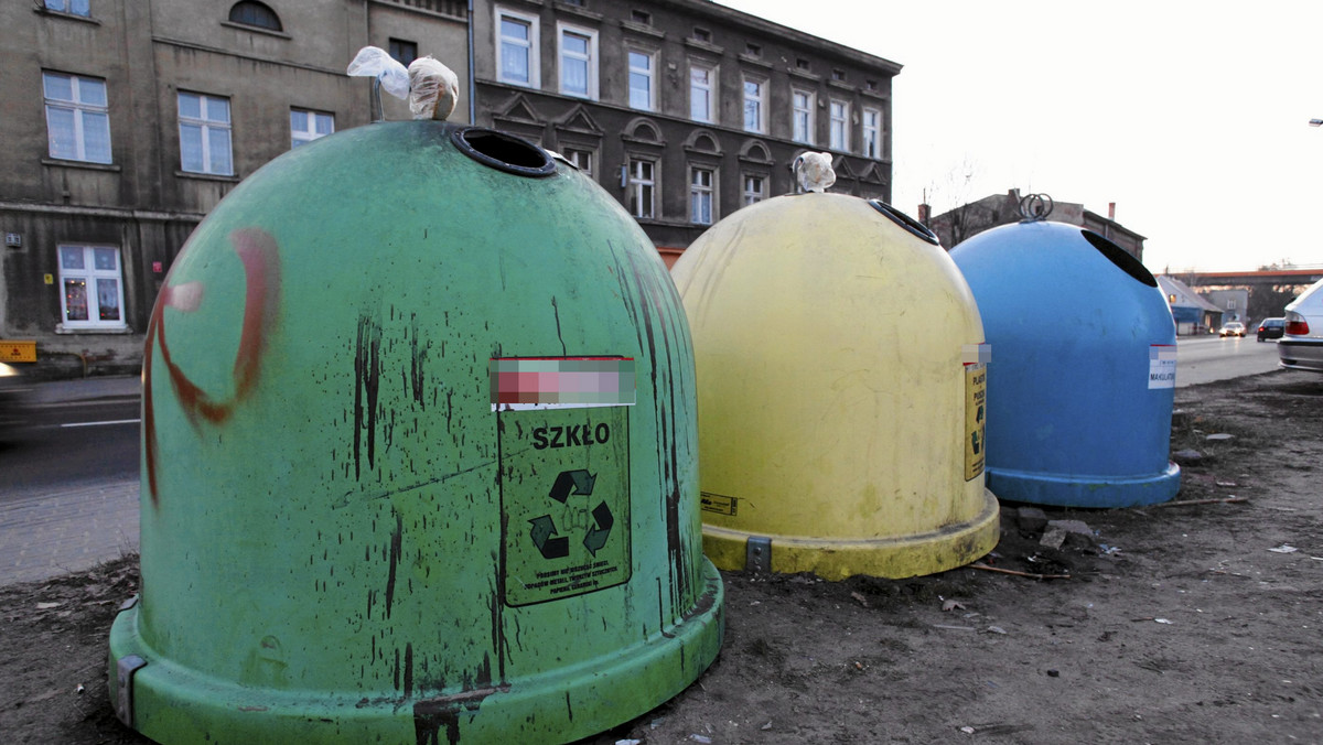 Tylko 58 głosów oddano w ramach konsultacji społecznych ws. systemu gospodarki odpadami w Białymstoku - poinformował Urząd Miejski. Wyborem sposobu wyliczania opłat za śmieci radni powinni zająć się pod koniec lutego.