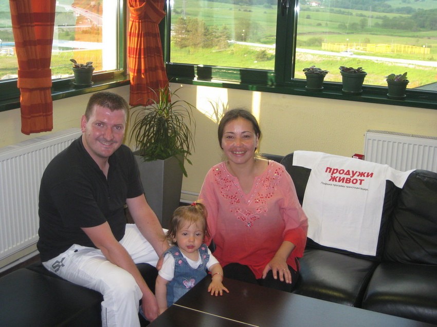 Aleksandra sa suprugom i ćerkom