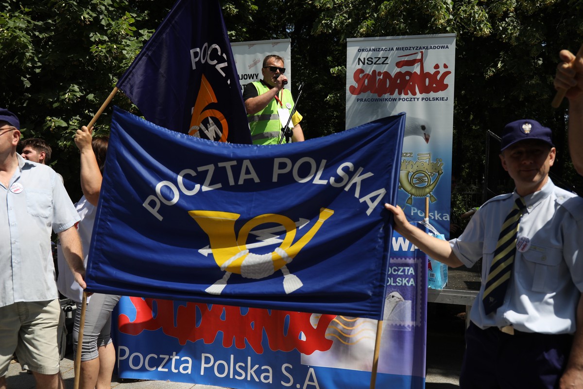 Niezakończone spory zbiorowe w Poczcie Polskiej