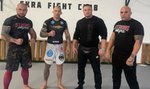 Konrad Karwat wraca do klatki na CLOUT MMA 1. Kiedy walki pozostałych członków Strong Ekipy? [WIDEO]