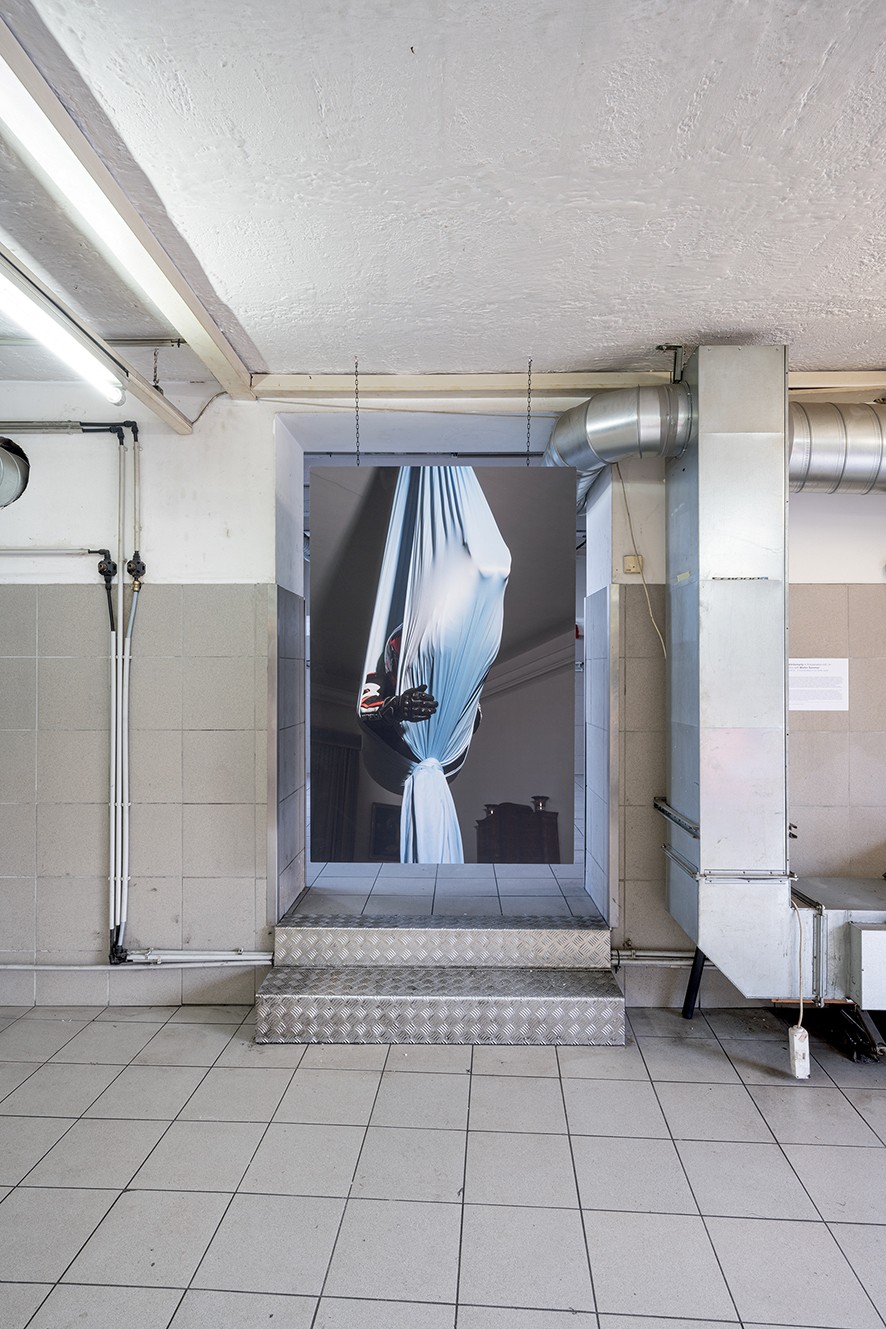 Eszter Therapy Blauw/Stressness c. műve (Képzőművészeti nyomat, 2017)