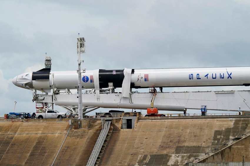 Ovo je prvi let astronauta na ISS letelici koja je vlasništvo privatne kompanije