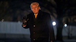 były doradca nie zostawia na trumpie suchej nitki. wieszczy katastrofę