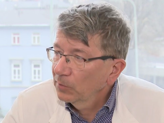 Bol u leđima posle 50. godine: Onkolog otkriva kada može biti znak raka