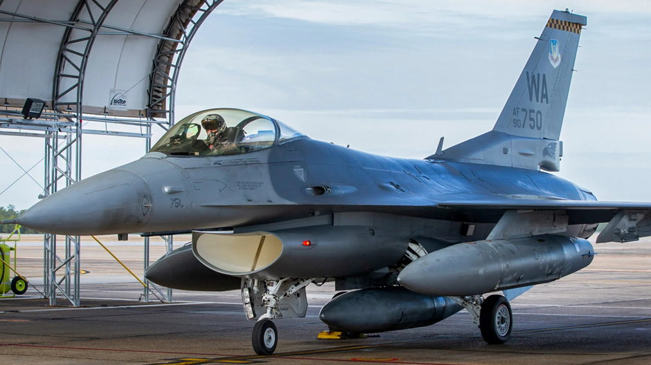 W programie VENOM-AFT bierze udział  trzy myśliwce F-16C Block 42