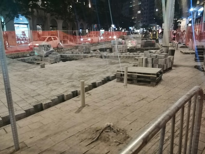 U Kolarčevoj ulici vozačima je na raspolaganju jedna saobraćajna traka