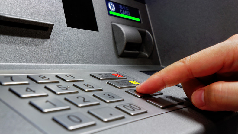 Texas: Bankomat wypłacał 100 zamiast 10 dolarów