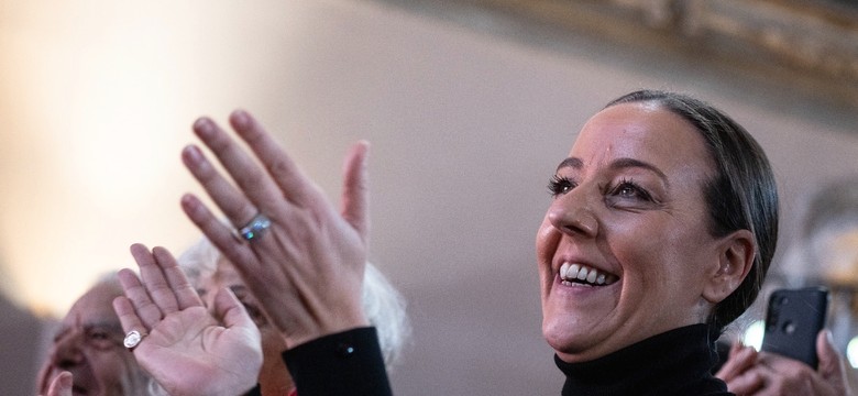 Dokonała tego jako pierwsza kobieta w historii. Jest wnuczką legendy