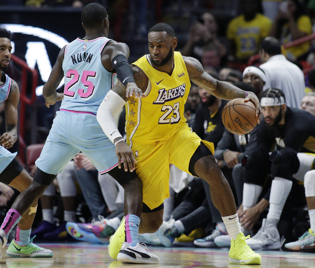 Liga NBA: LeBron James poprowadził Los Angeles Lakers do zwycięstwa